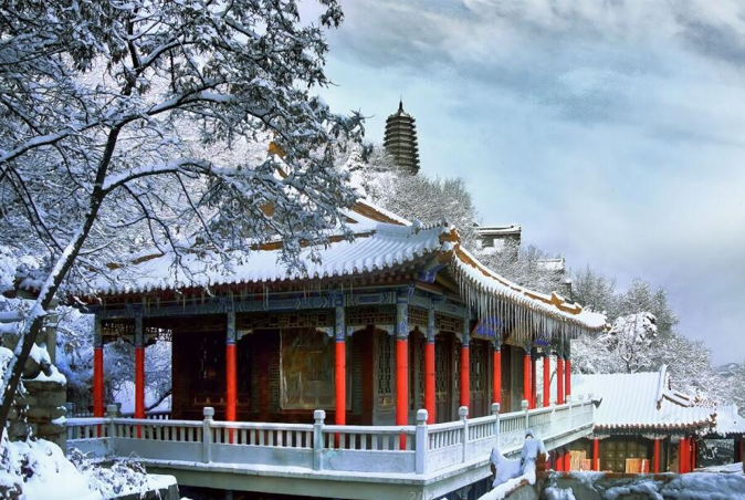 高尔山冬雪